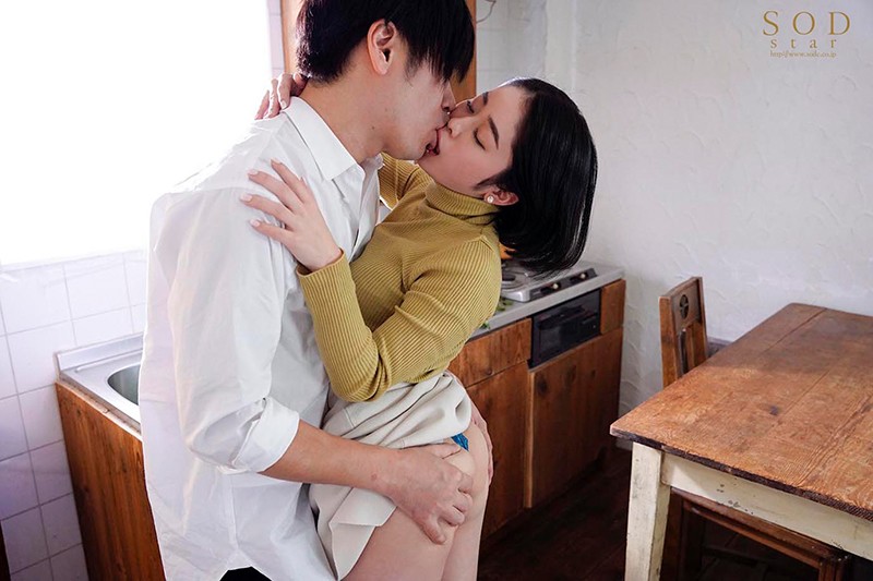 MINAMO 超大型新人 AV DEBUT【圧倒的4K映像でヌク!】 picture6