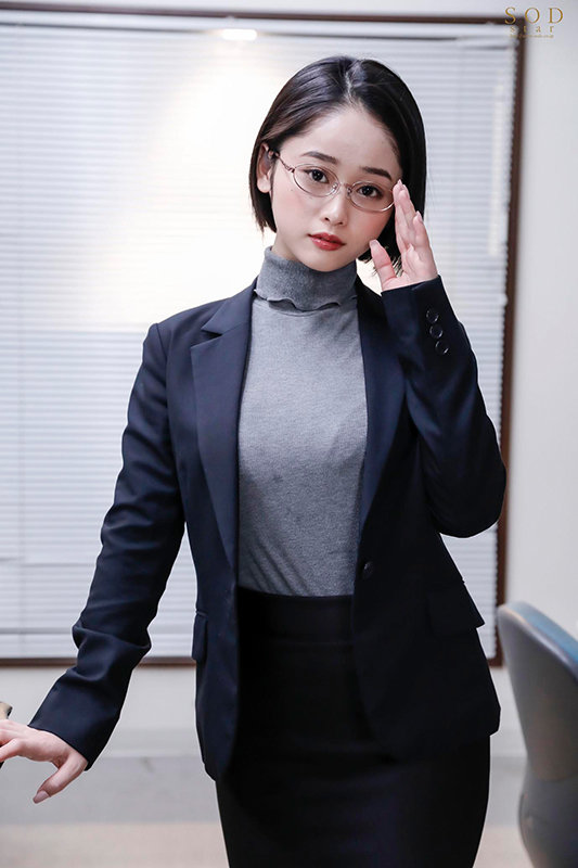 美装「どのコスプレで抜きたい?」 MINAMO 超大型新人 picture5