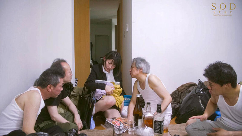 上京してルームシェアした部屋は汚いおやじの住む汚部屋でした…汚なおじさんに犯●れて感じちゃった私は最低ですか? 宮島めい picture2