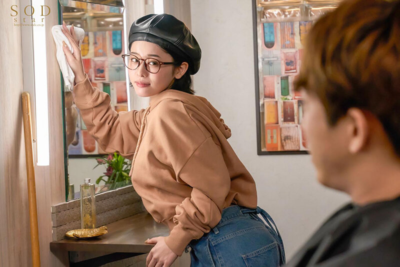 人気エロカワ美容師みなもさんは実はとんでもなくキス魔 お客様をべろちゅう誘惑ぐい MINAMO picture6