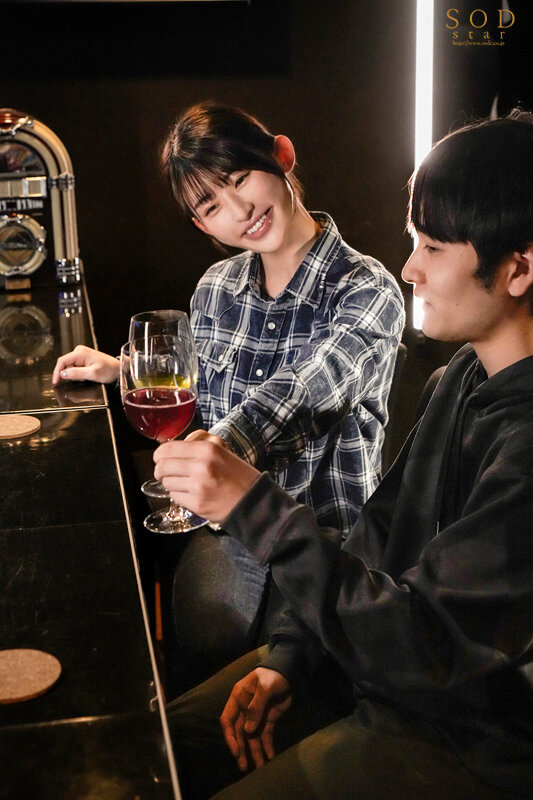 隠れエロボディの牛丼チェーン店で働くパート主婦が学生バイトと避妊具なしでネチョベロ不倫中出し 宮島めい picture5