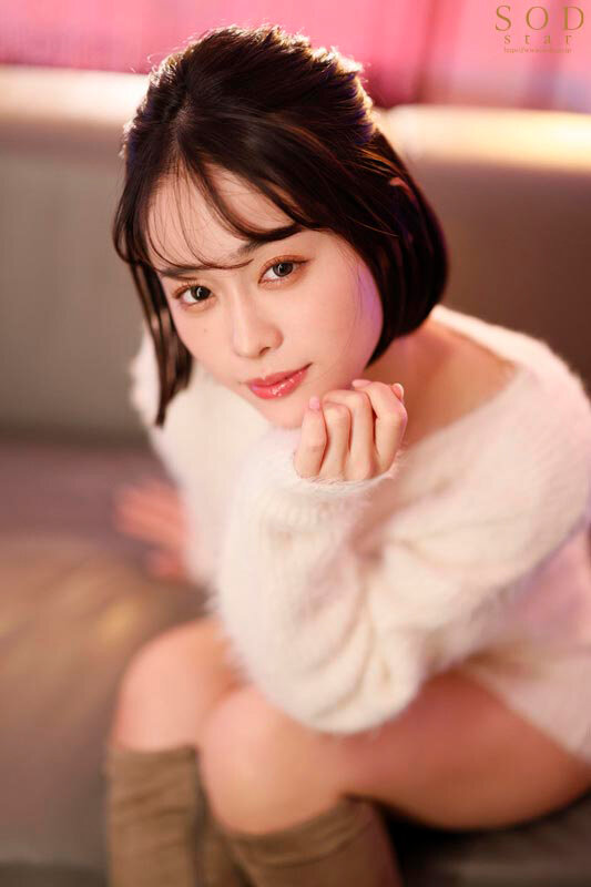 超イイ女のラウンジ嬢に誘惑されて店内で理性ブッ飛び腰フリまくり生ハメ中出し! MINAMO picture4