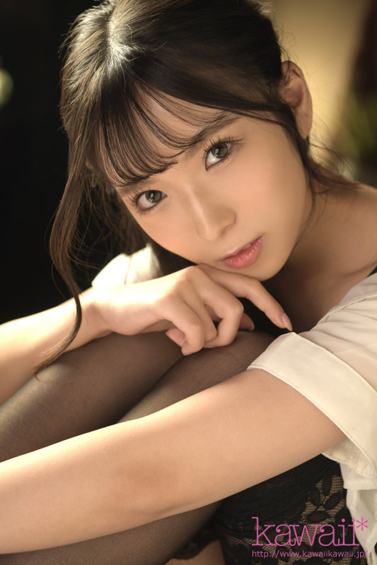 挿入を匂わせながら超絶テクで焦らしてくるアイドルより可愛い大当たりの確信犯セラピスト 天音ゆい picture1