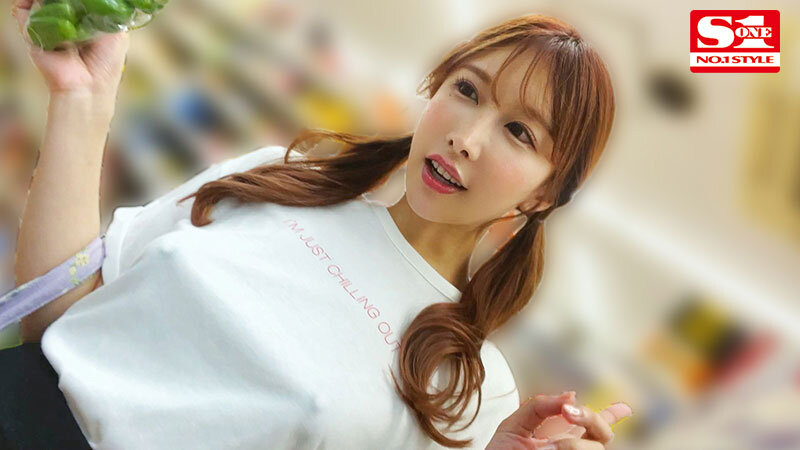 ずっと勃起してる絶倫男とノーブラAV女優を三日三晩、一つ屋根の下で密着2人きり性活させてみた。 うんぱい picture1