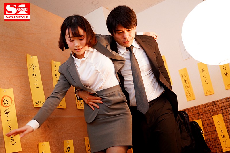 相部屋NTR 絶倫上司と新入社員が朝から晩まで、不倫セックスに明け暮れた出張先の夜 架乃ゆら picture2