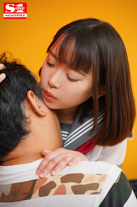 SEXなんて知らなさそうな娘が笑顔で何発も勝手に裏オプしちゃう絶対満足制服リフレ 架乃ゆら picture3