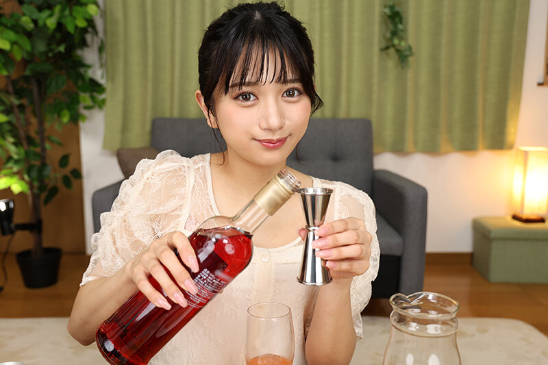 【VR】天井特化アングルVR ~童貞が大好きなお姉さん~ 北岡果林 picture4